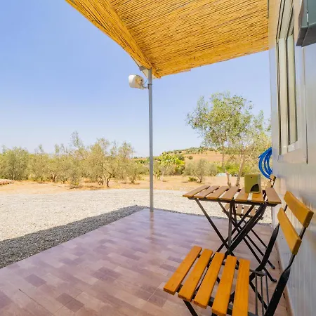 Holiday home Cubo's Greenlife Loft Total Privacy Pool *